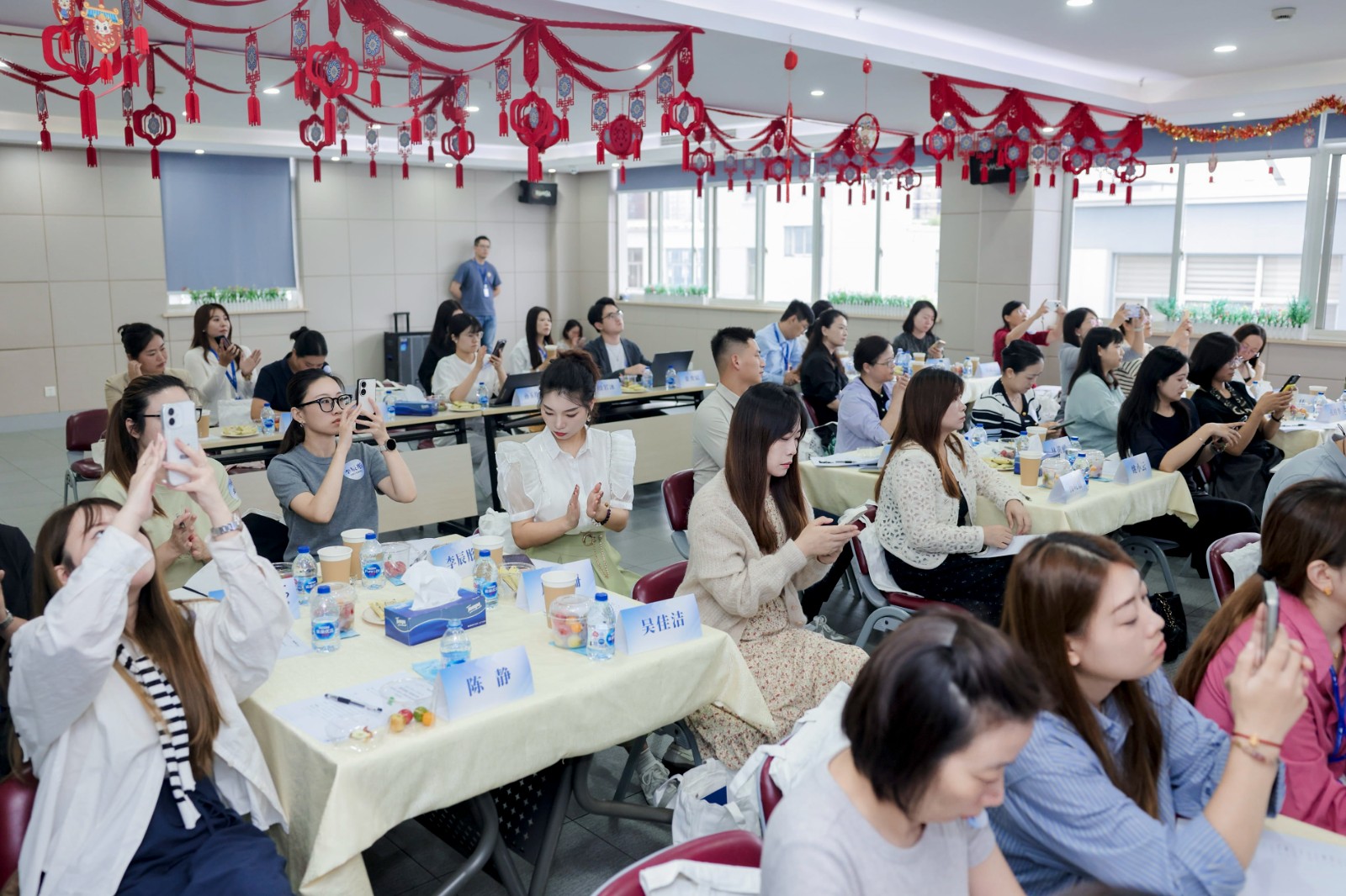 1761033520894114.jpg 1761033520894114.jpg